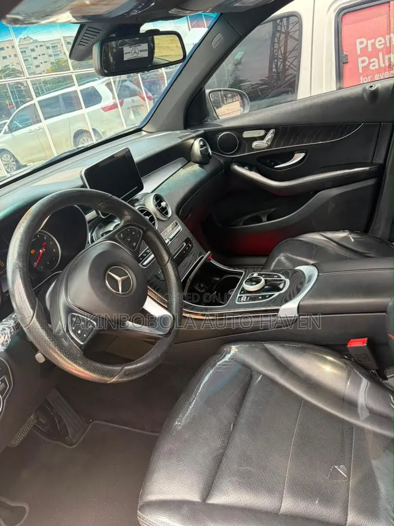 Mercedes-Benz GLC-Class 2017 Black