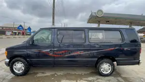 Ford E350 2005 Blue