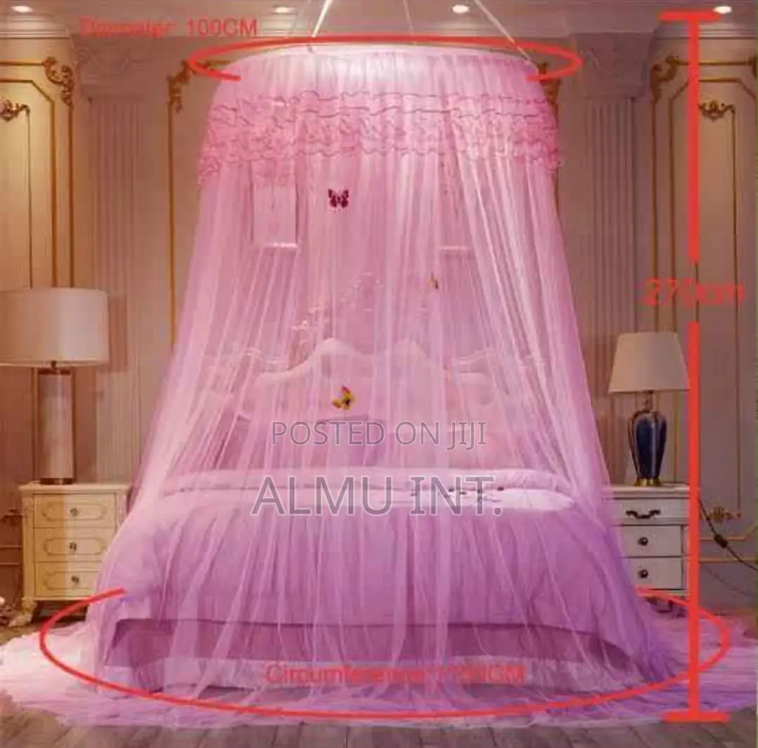 Luxury Hanging Mosquito Net.