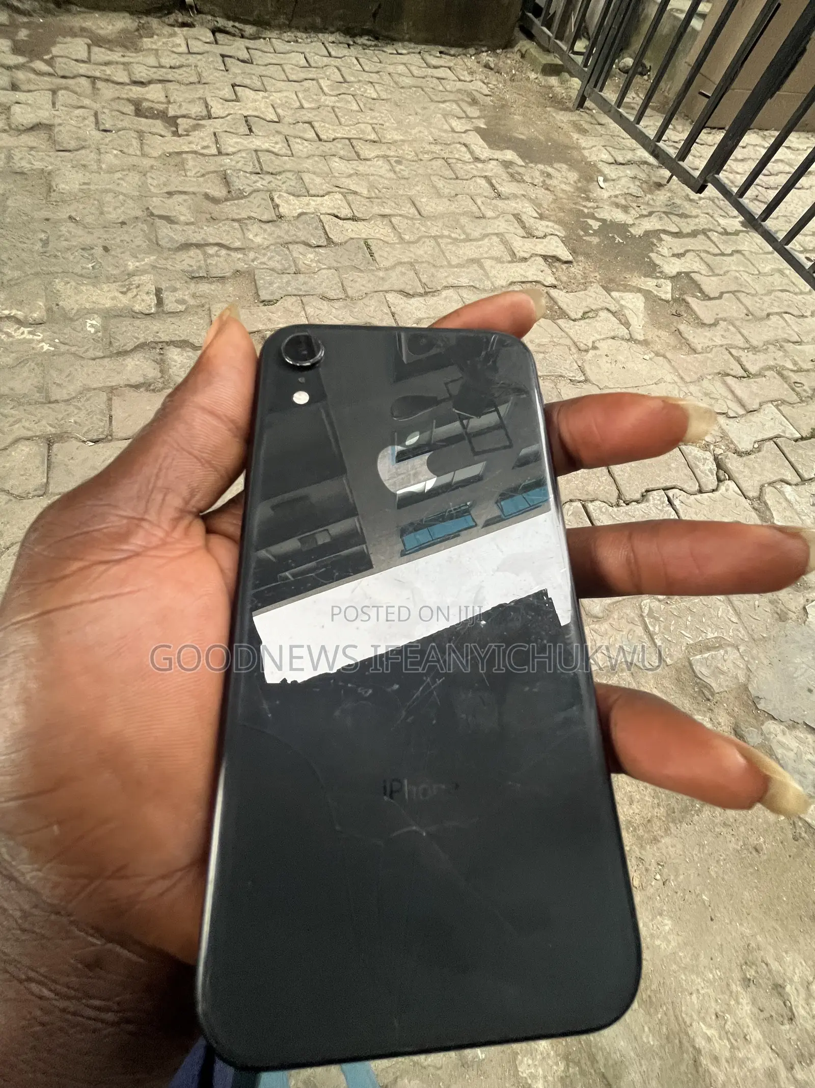 Apple iPhone XR 64 GB Black