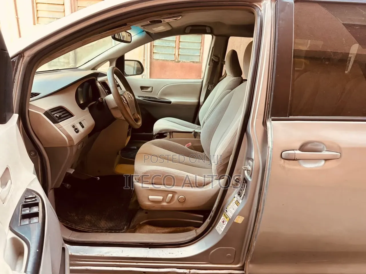 Toyota Sienna 2014 Gray