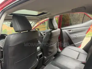 Toyota Corolla XSE (1.8L 4cyl 2A) 2018 Red