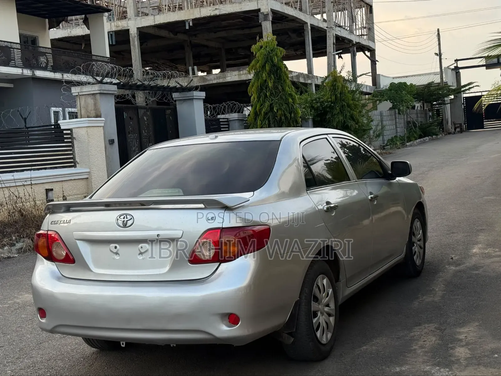 Toyota Corolla 2010 Silver
