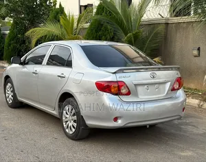 Toyota Corolla 2010 Silver