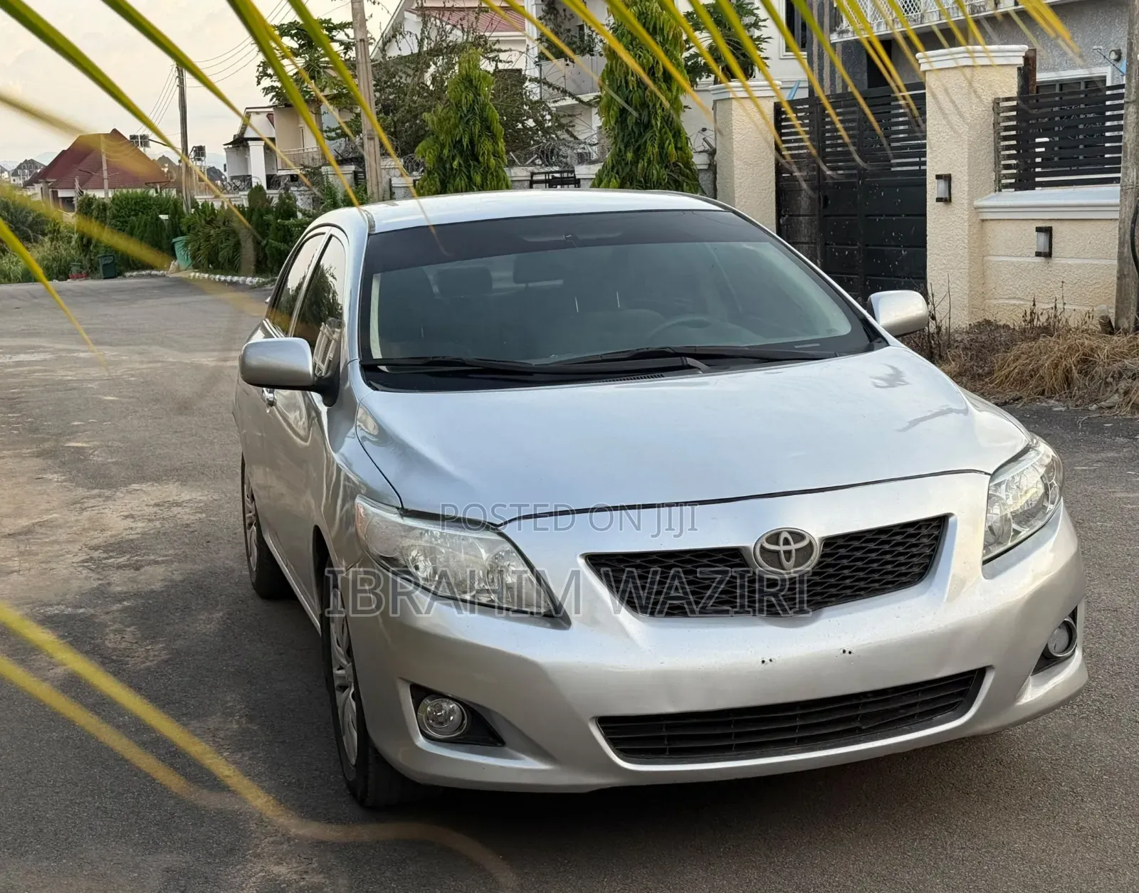 Toyota Corolla 2010 Silver