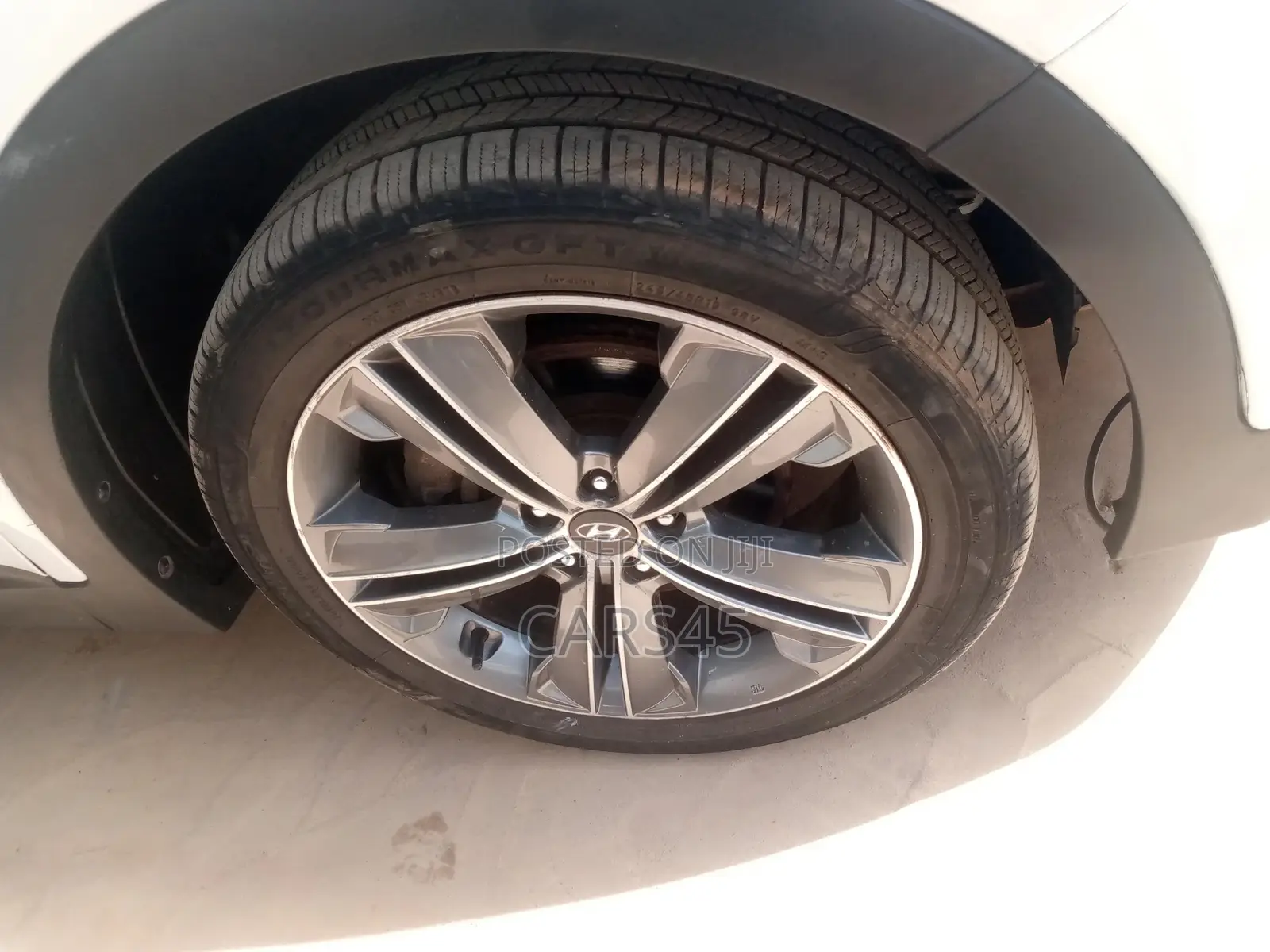 Hyundai Santa Fe 2015 White