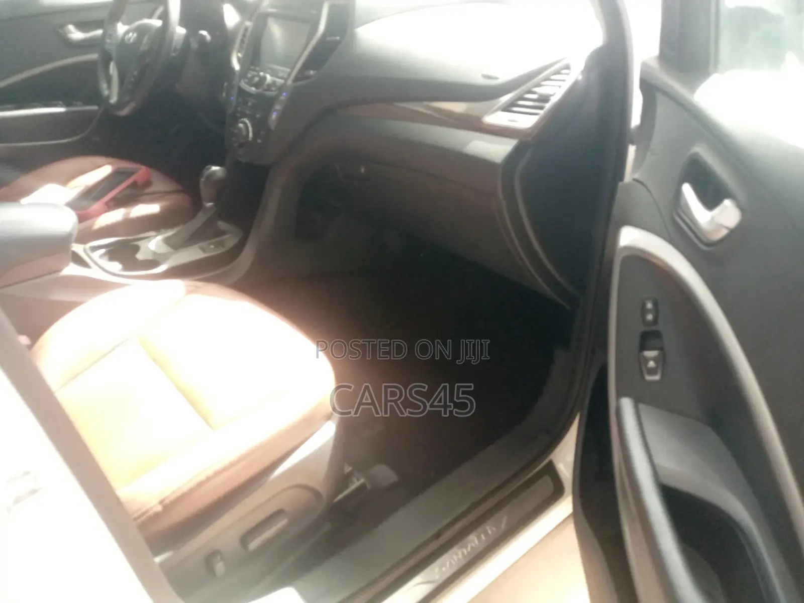 Hyundai Santa Fe 2015 White