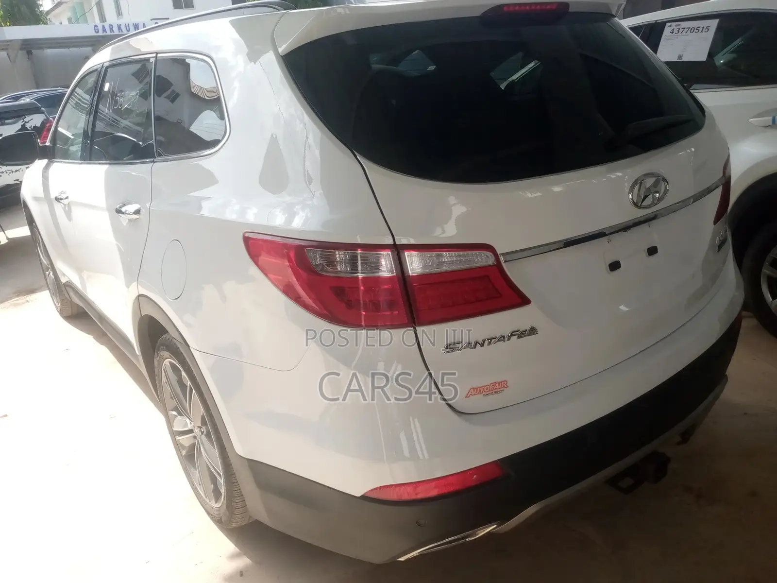 Hyundai Santa Fe 2015 White