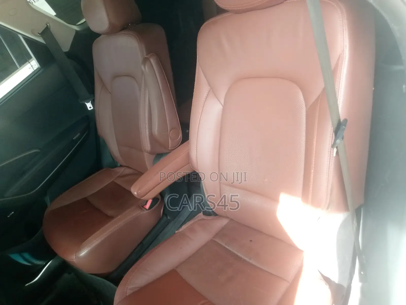 Hyundai Santa Fe 2015 White