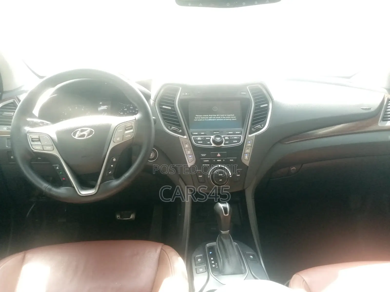 Hyundai Santa Fe 2015 White