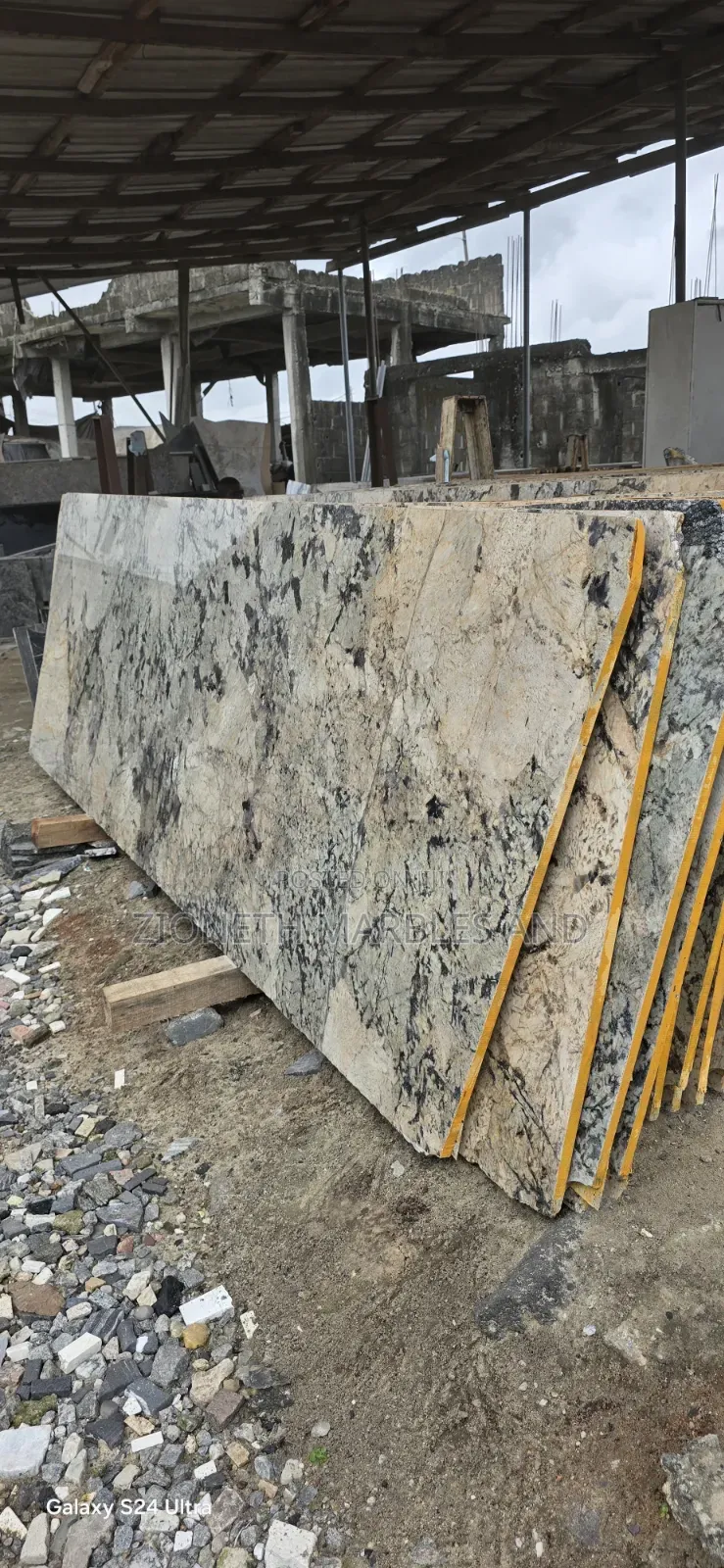 Alaska Lorenzo Granite Slab