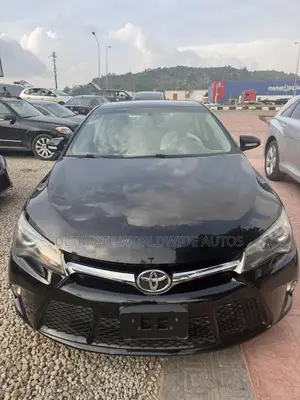 Toyota Camry 2016 Black