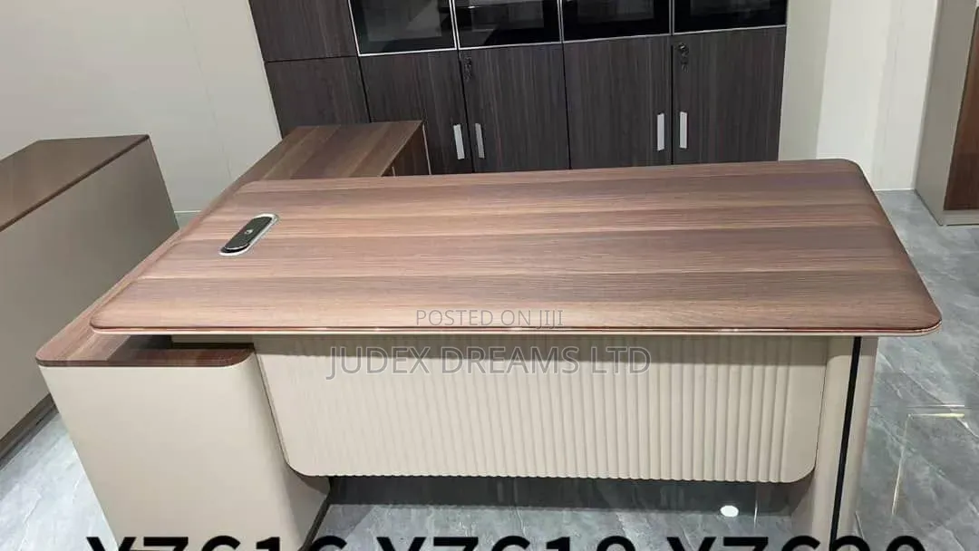 Executive Table With Extension