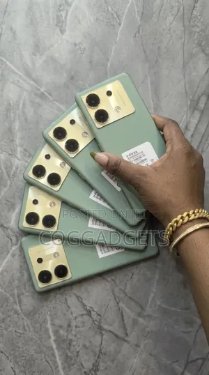 New Infinix Zero 30 256 GB Green