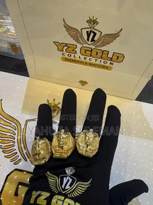 Egyptian Pharaoh Gold Pendant – Luxury Jewelry