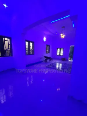 3bdrm Block of Flats in Topstone Properties, Uyo for rent