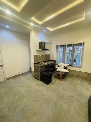 1bdrm Apartment in Lekki Phase 1 for rent