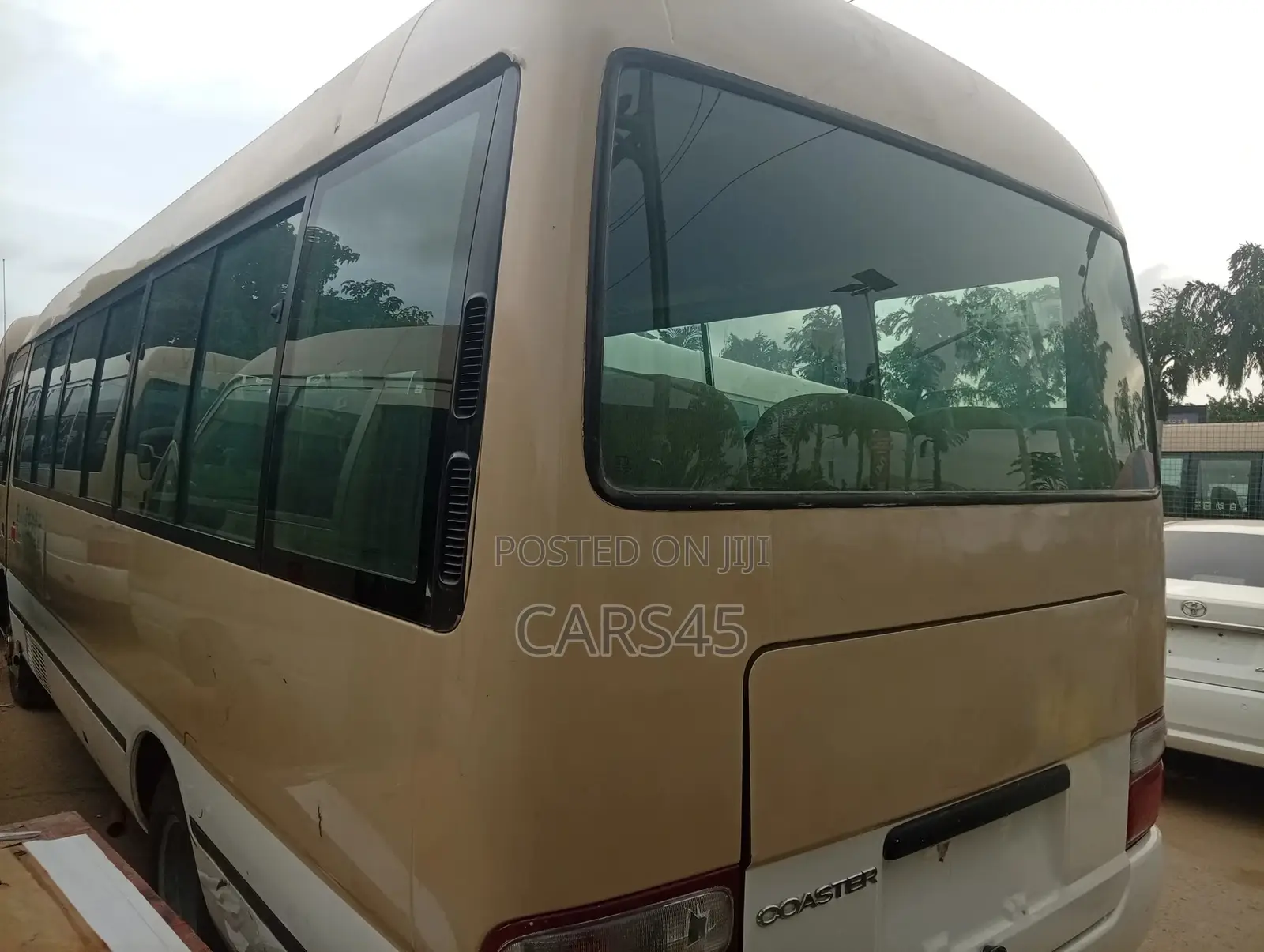 Toyota Coaster 2017 Gold