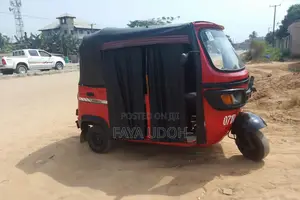 TVS King Cargo 2024 Orange