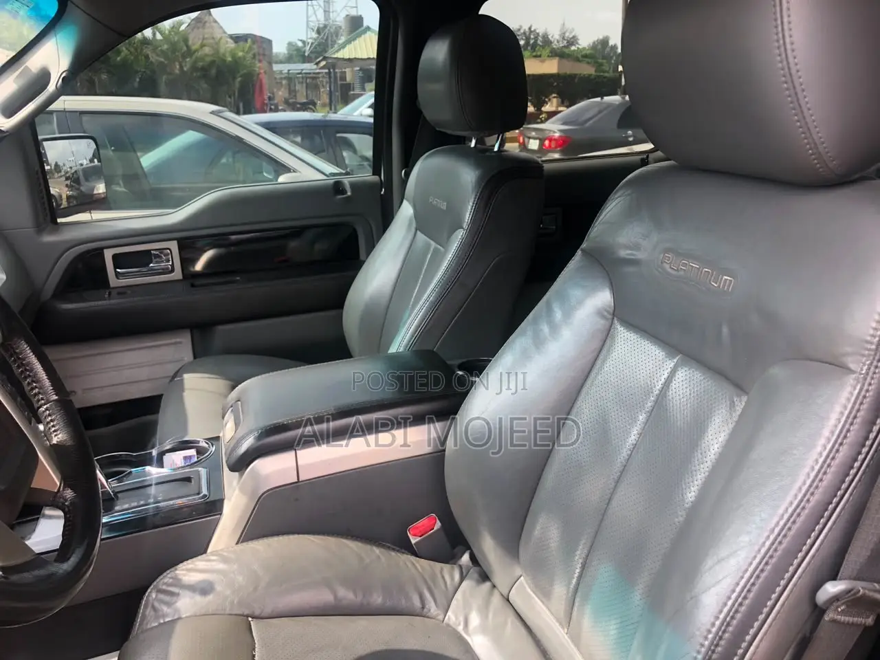 Ford F-150 Platinum  2013 Silver
