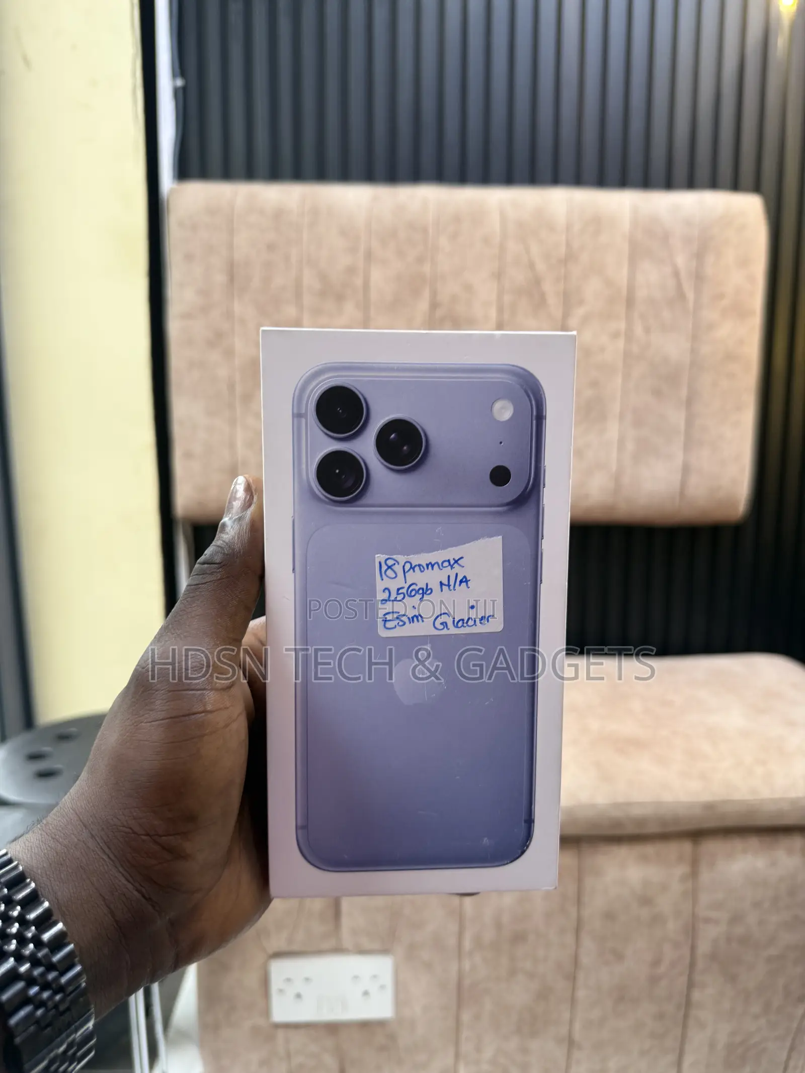 New Apple iPhone 18 Pro Max 256 GB Blue