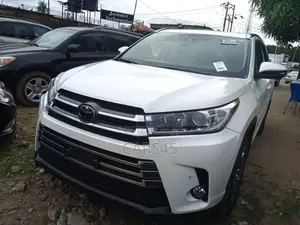 Toyota Highlander Limited 4x4 V6 (3.5L 6cyl 8A) 2018 White