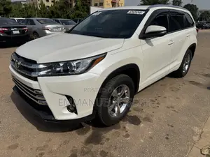 Toyota Highlander Limited 4dr SUV AWD (3.5L 6cyl 6A) 2014 White