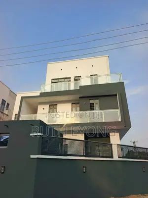 4bdrm Duplex in Lekki Phase 1 for rent