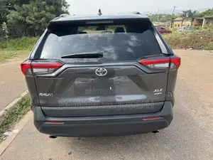 Toyota RAV4 2021 Gray