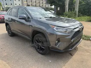 Toyota RAV4 2021 Gray