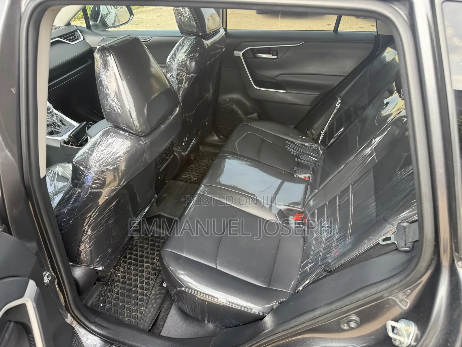 Toyota RAV4 2021 Gray