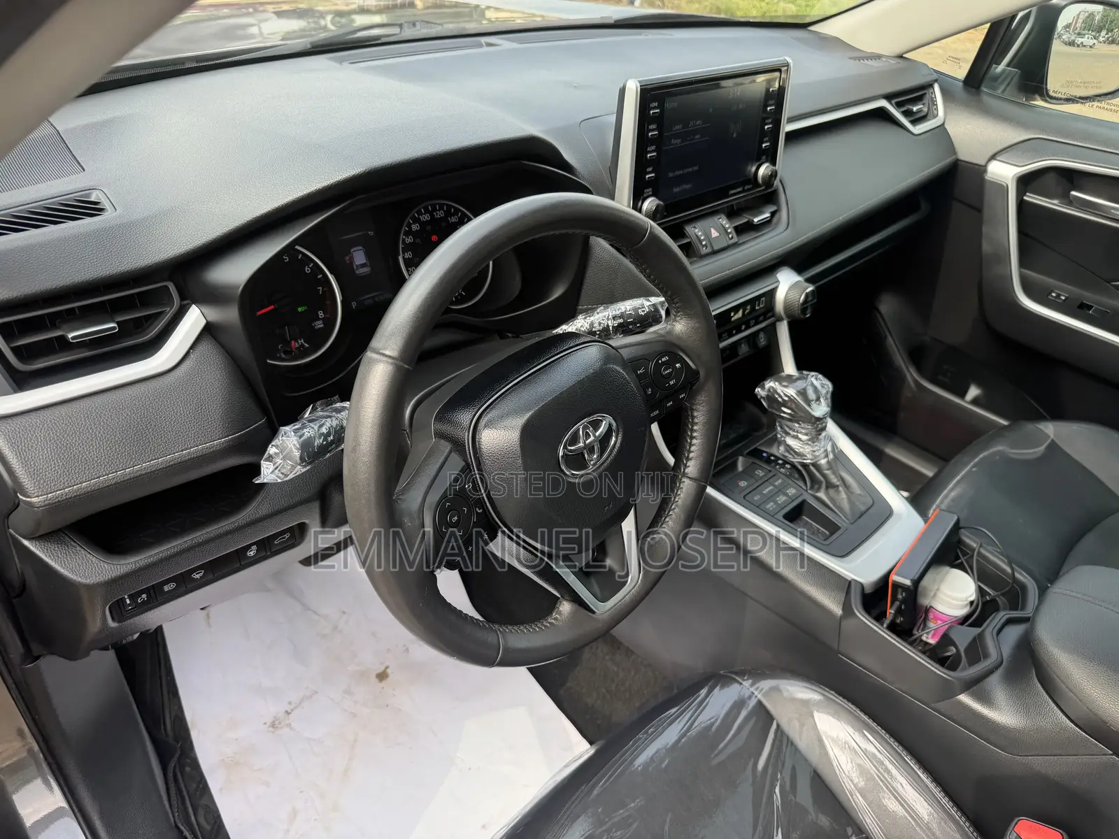Toyota RAV4 2021 Gray