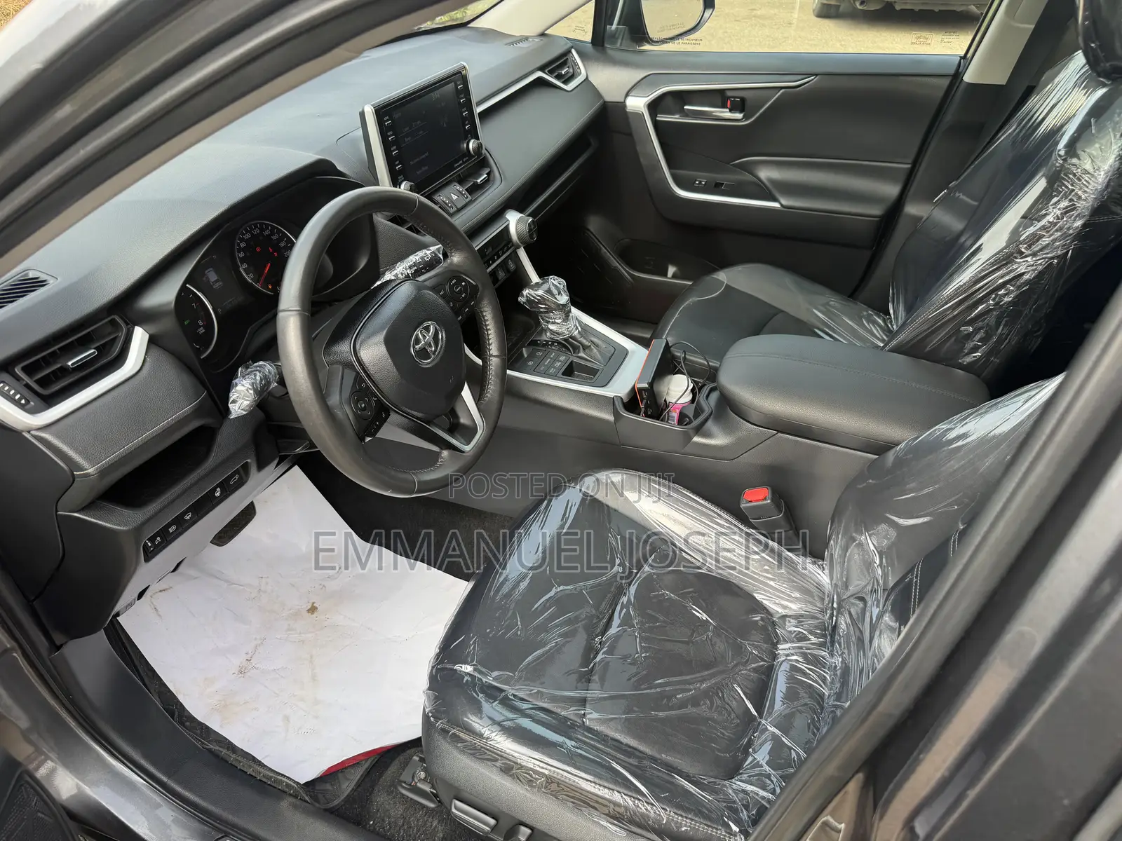 Toyota RAV4 2021 Gray