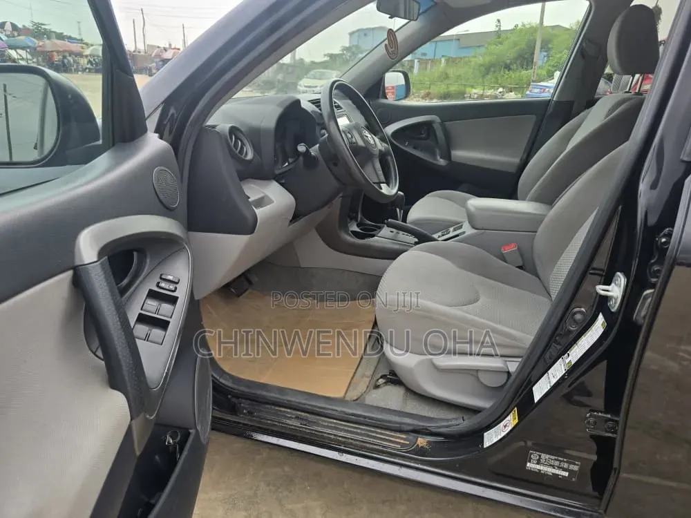Toyota RAV4 2012 Black