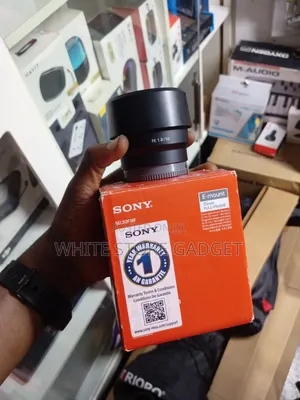 Sony FE 50mm F1.8