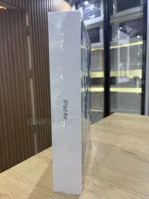 New Apple iPad Air 13 (2025) 256 GB