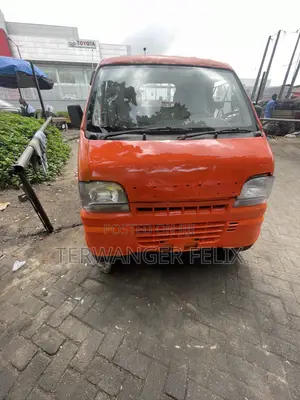 Suzuki Every 2012 Orange
