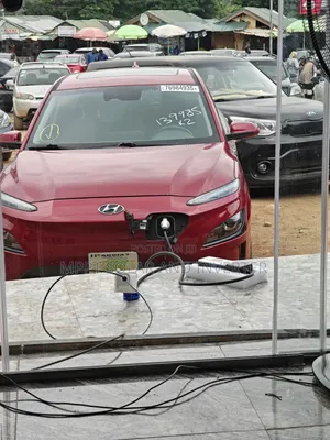 Hyundai Kona Electric SEL 2023 Red