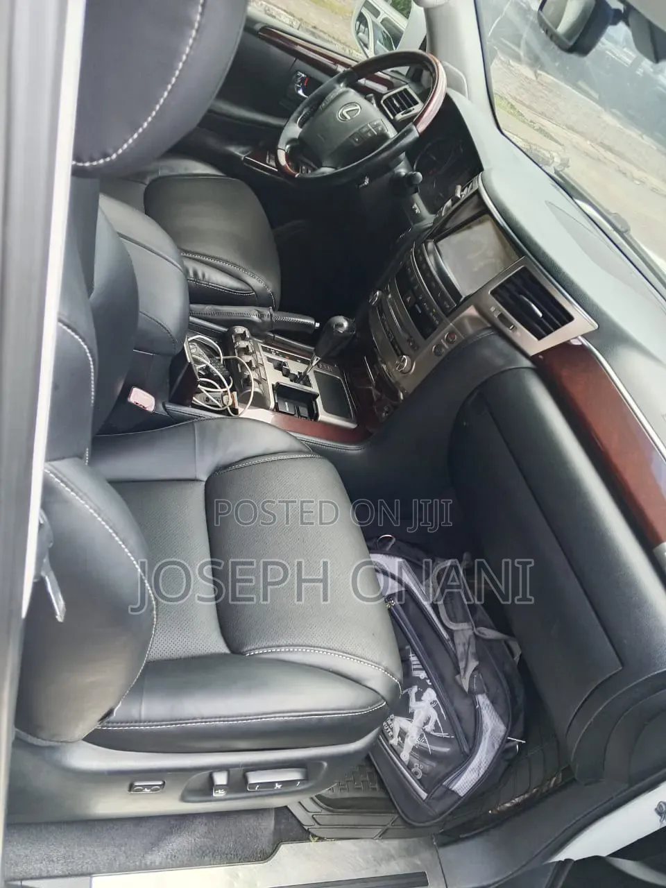 Lexus LX 570 AWD 2014 White