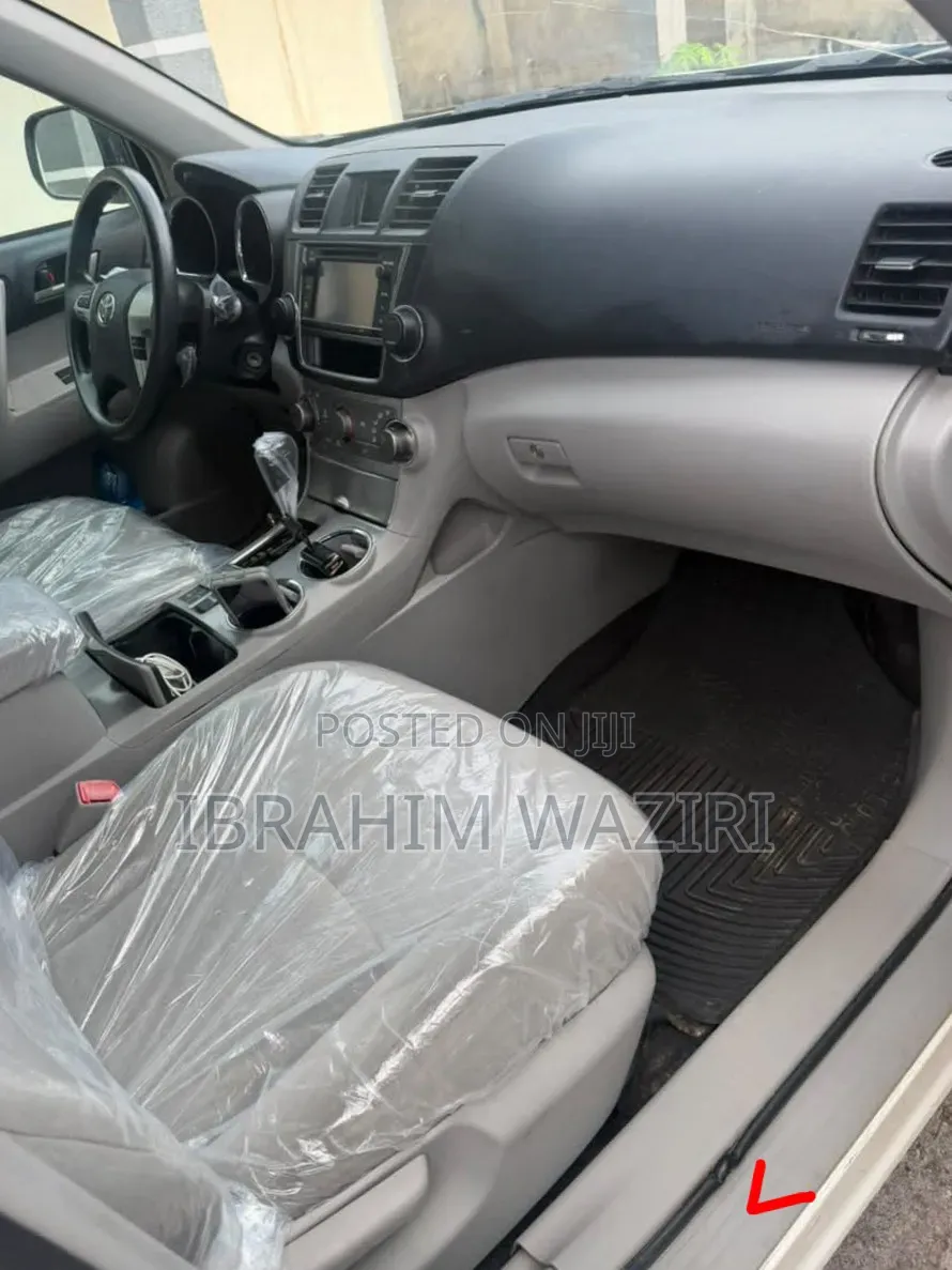 Toyota Highlander 2013 White
