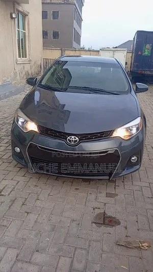 Toyota Corolla 2015
