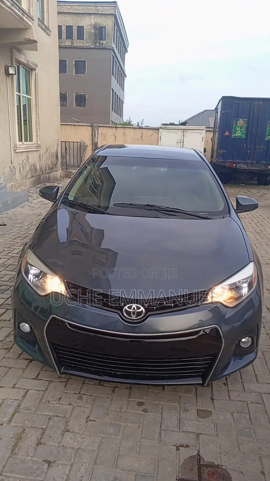 Toyota Corolla 2015
