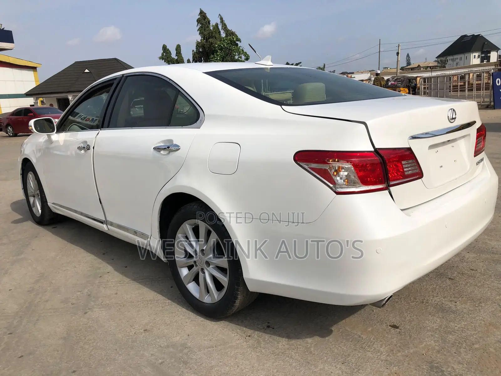 Lexus ES 2012 White