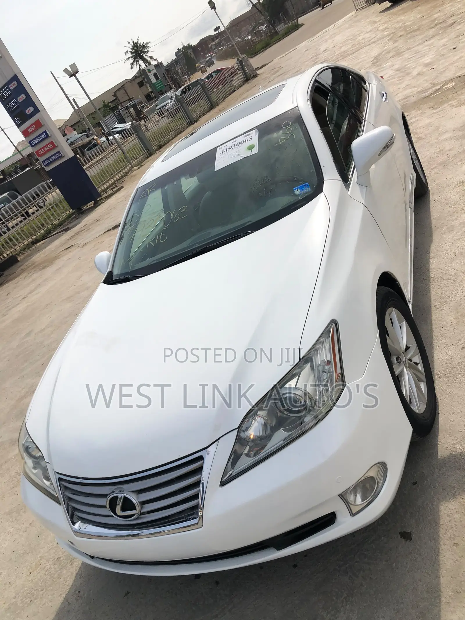 Lexus ES 2012 White
