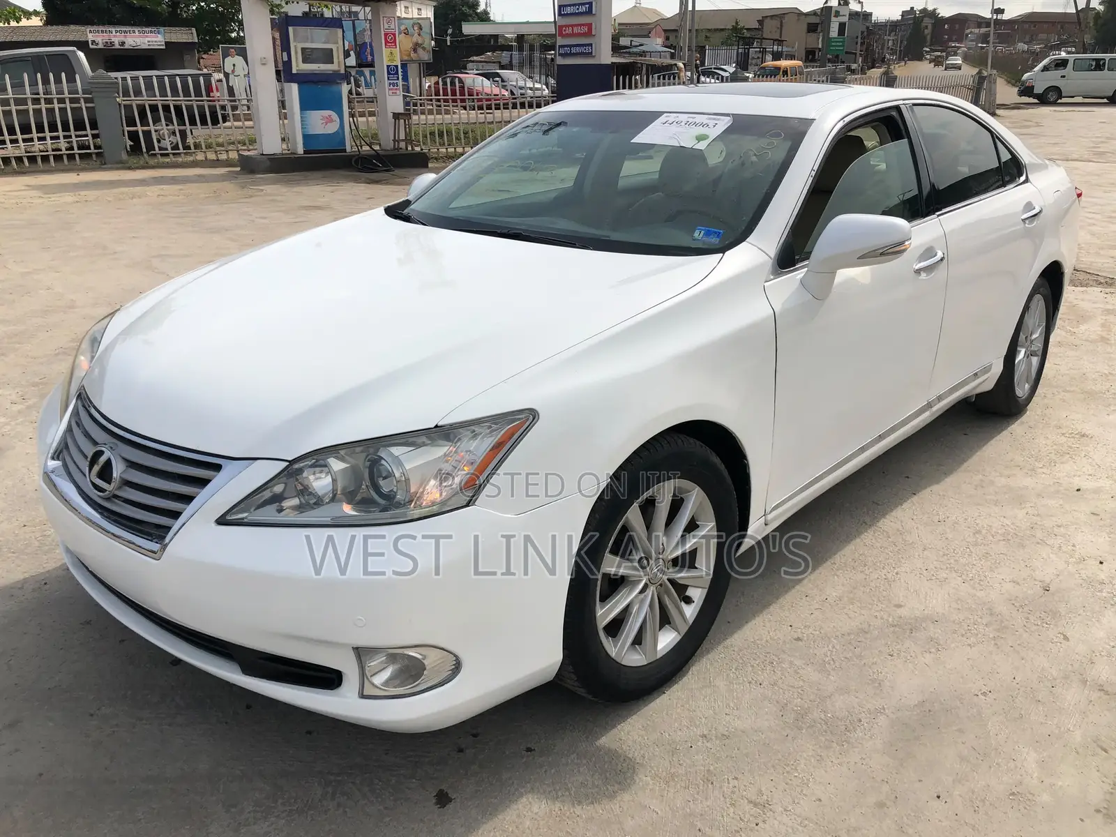 Lexus ES 2012 White