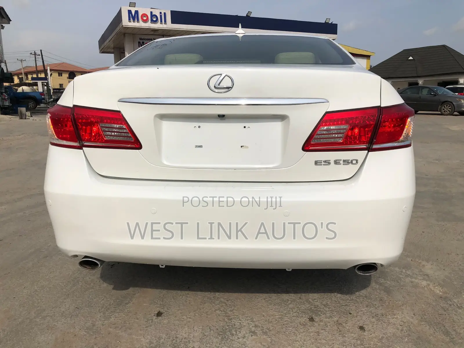 Lexus ES 2012 White