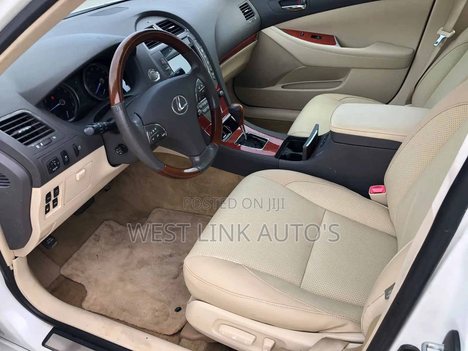 Lexus ES 2012 White