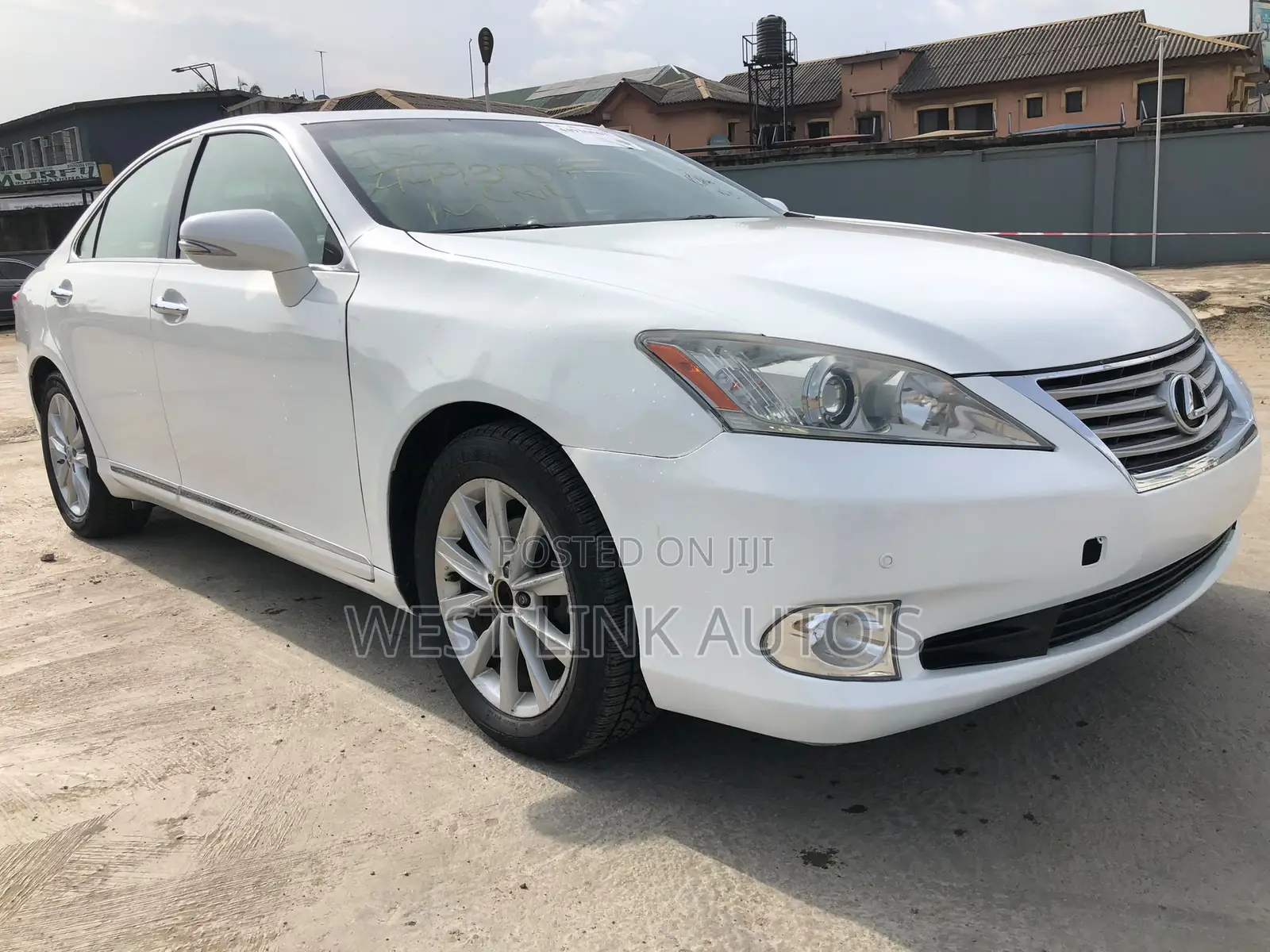 Lexus ES 2012 White