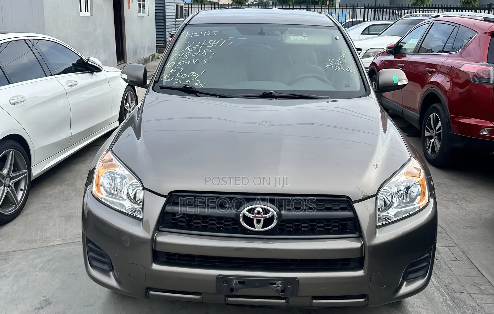 Toyota RAV4 2.5 2011 Brown