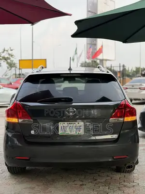 Toyota Venza AWD 2010 Gray